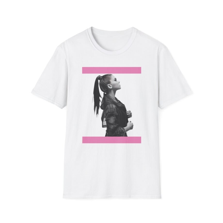 Hailee Steinfeld Pretty in Pink Unisex Softstyle T-Shirt