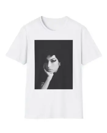 Amy Winehouse Portrait Unisex Softstyle T-Shirt