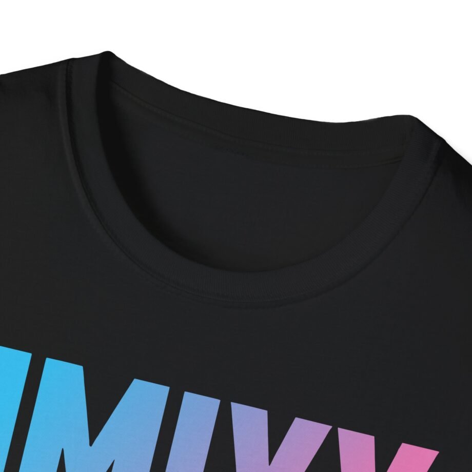 NMIXX Unisex Softstyle T-Shirt