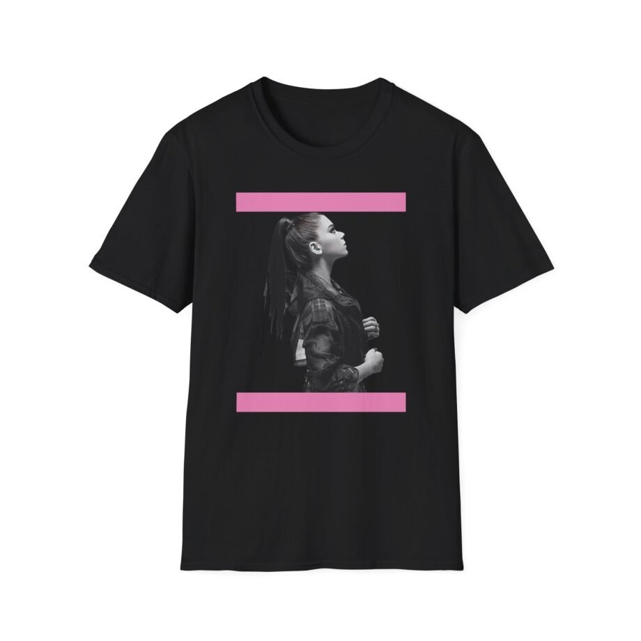 Hailee Steinfeld Pretty in Pink Unisex Softstyle T-Shirt